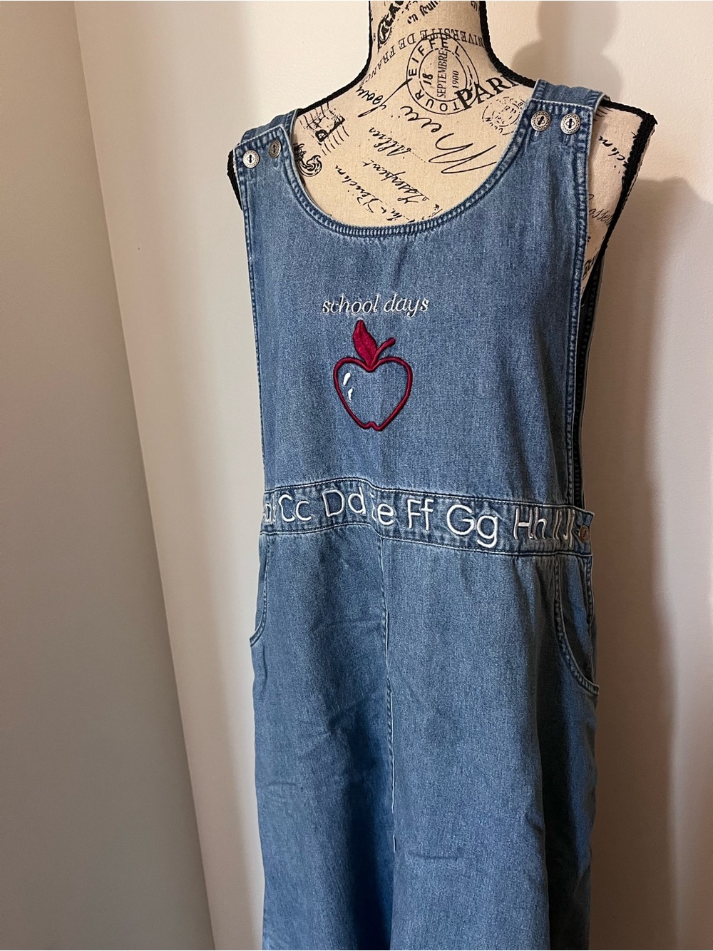 VTG Christopher & Banks Denim Jumper Dress Teacher School Days Apple Alphabet L - Picture 2 of 11